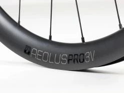 Bontrager Aeolus Pro 3V Rennradlaufrad Hinterrad -Fahrräder Verkaufsladen bontrager aeolus pro rennradlaufrad hinterrad 2